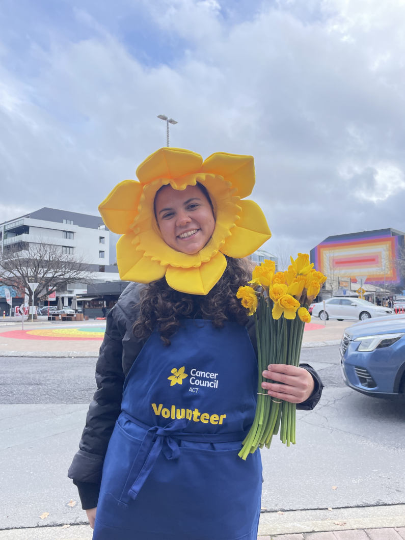 Canberra community rallies to raise $140,000 for local cancer research as Daffodil Day marks 40 years